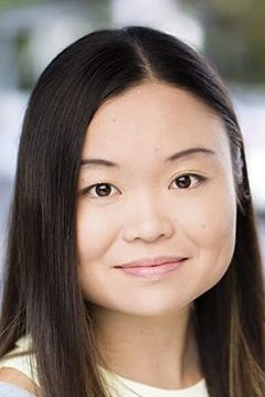 Yuuki Luna interpreta Smurfette Anime (voice)