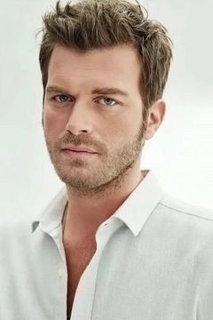 Kıvanç Tatlıtuğ interpreta Ali
