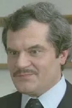 Michel Peyrelon interpreta Albert