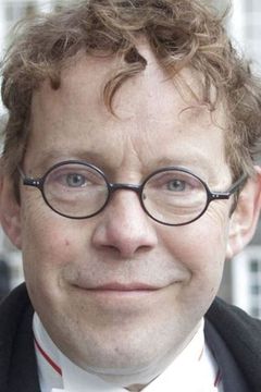 Søren Sætter-Lassen interpreta Vekselerer og impresario August Molin