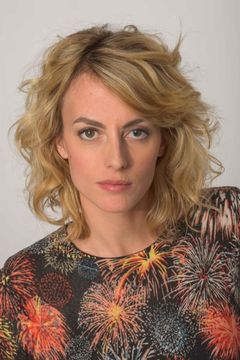 Sara Mortensen interpreta Astrid Nielsen