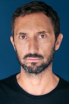 Benoît Pétré interpreta Hugo