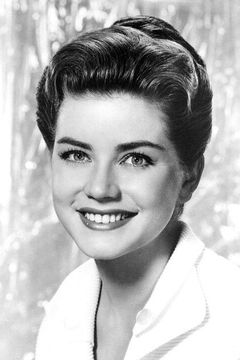 Dolores Hart interpreta Nellie