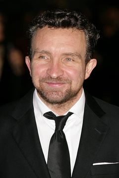 Eddie Marsan interpreta Terry Donovan