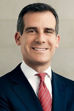 Eric Garcetti interpreta Self