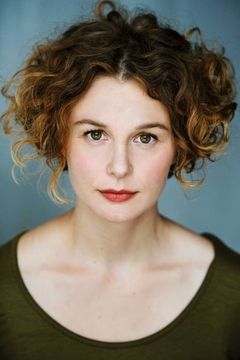 Anna Maria Sturm interpreta Ingrid Korbel