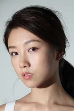 Cherry Ngan interpreta Yoko