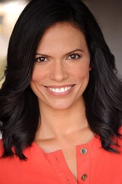 Vanessa Villalovos interpreta Saleswoman