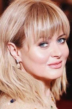 Anna Mikhalkova interpreta Douniacha