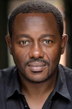 Sobowale Antonio Bamgbose interpreta Alice's Dad