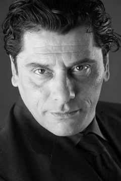 Antonio Pennarella interpreta Brigadiere Vito Panessa