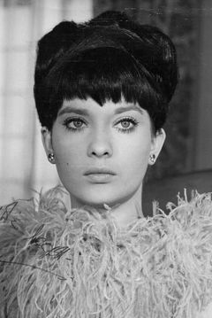 Nicola Pagett interpreta Princess Mary