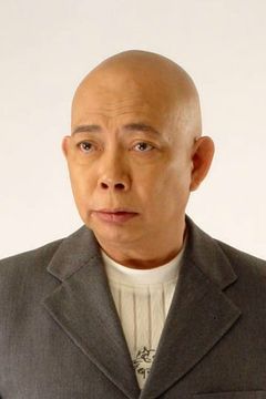 Wong Yat-fei interpreta Iron Head