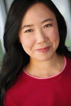 Sharon Gee interpreta Sun-Yi