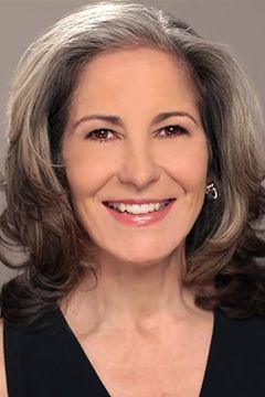Ann Talman interpreta Bloomingdale's Saleswoman #1