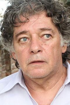 Pablo Brichta interpreta Massera
