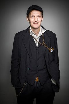 Georg Friedrich interpreta Edi Rainer