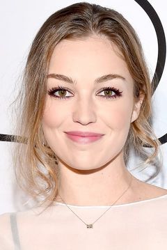 Lili Simmons interpreta Natalie James