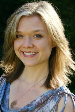 Ariana Richards interpreta Lex