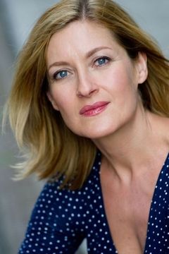 Nicola Thomas interpreta Eva Jasper