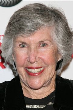 Peg Shirley interpreta Fay