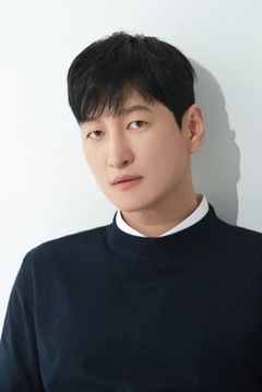 Jeong Soo-kyo interpreta Interviewer