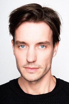 Arjen Tuiten interpreta Forest Warrior Fey #4