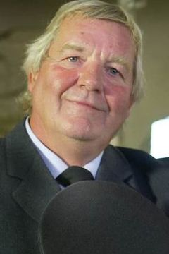 Kjeld Nørgaard interpreta Carl Gunner, Adult Film Actor