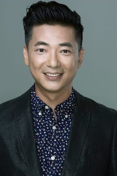 Raymond Chiu interpreta Fat Sze