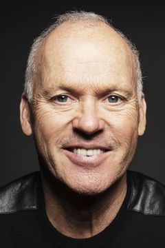Michael Keaton interpreta Martin Raikes