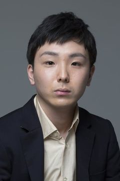 Yusaku Mori interpreta Man who murders and commits Suicide