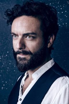Massimiliano Loizzi interpreta Fabrizio