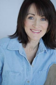 Kathy Harum interpreta Carol's Mom