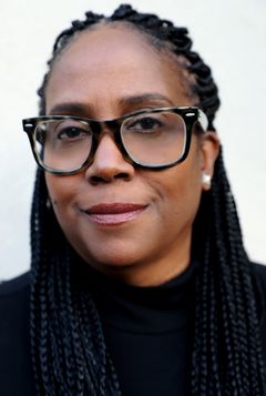 Kim Coleman interpreta Lana Shabazz