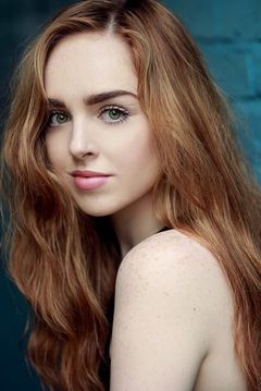 Louisa Connolly-Burnham interpreta Willow Jenks