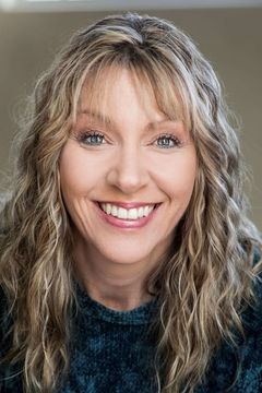 April Phillips interpreta Police Station Mother (as April Philips)