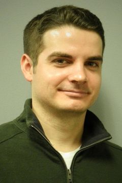 Nolan Bennett interpreta Snatcher