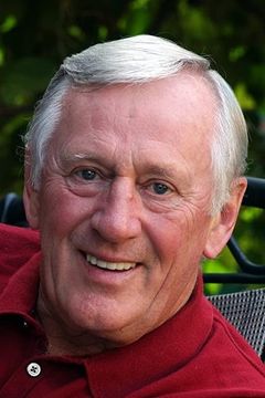 Len Cariou interpreta Michael Hagerty