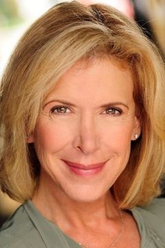 Jennifer Savidge interpreta Clare