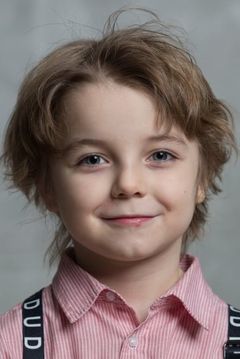 Artemiy Padalka interpreta Ivan