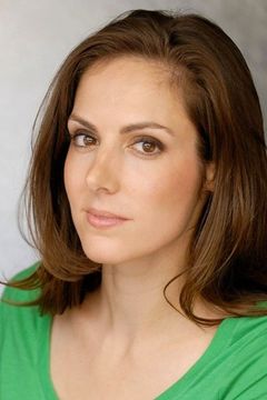 Kelly Landry interpreta Diane Davidson