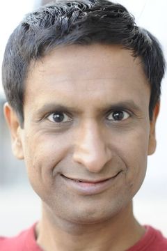 Shobhit Agarwal interpreta NY Locksmith
