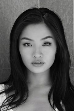 Anna Sawai interpreta Teenage Kiriko