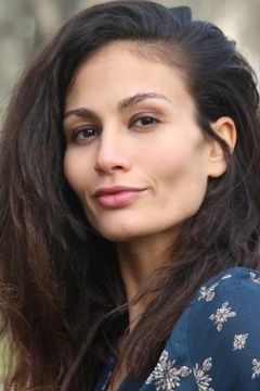 Sarah Lazaar interpreta Vanessa Wizman