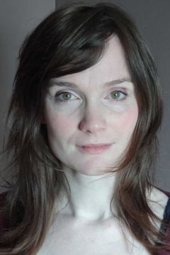 Anne-Pascale Clairembourg interpreta Willy's Mother
