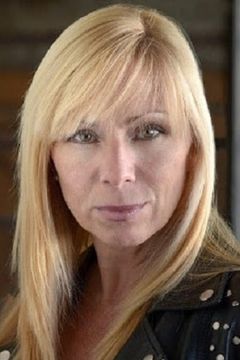 Carolyn Adair interpreta Townsperson (uncredited)