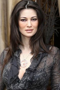 Manuela Arcuri interpreta Laura