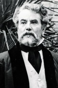Santiago Rivero interpreta (uncredited)