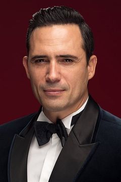 Dhaffer L'Abidine interpreta Dhafer