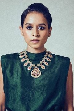 Tillotama Shome interpreta Ratna